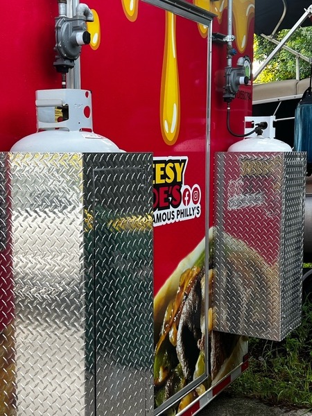 Food Cart For Sale with Propane Tanks