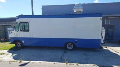 Used 1998 Food Truck for Sale in Tampa Florida