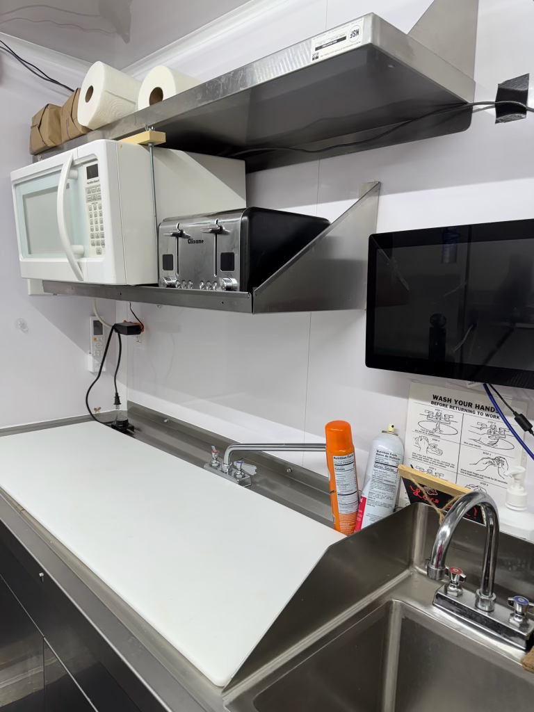 Three Comp and Handwash