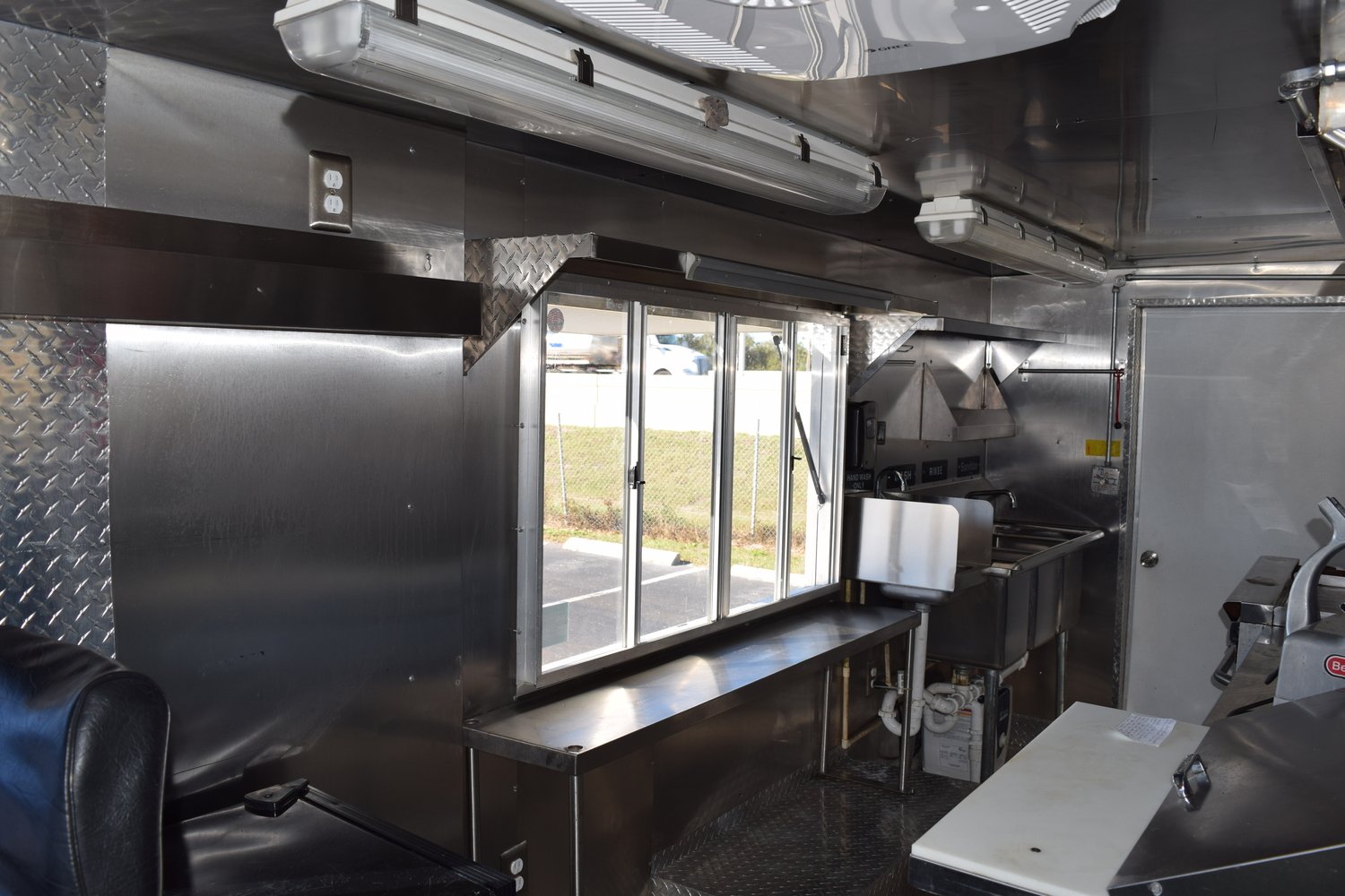 Food truck for sale Chevy stepvan 7