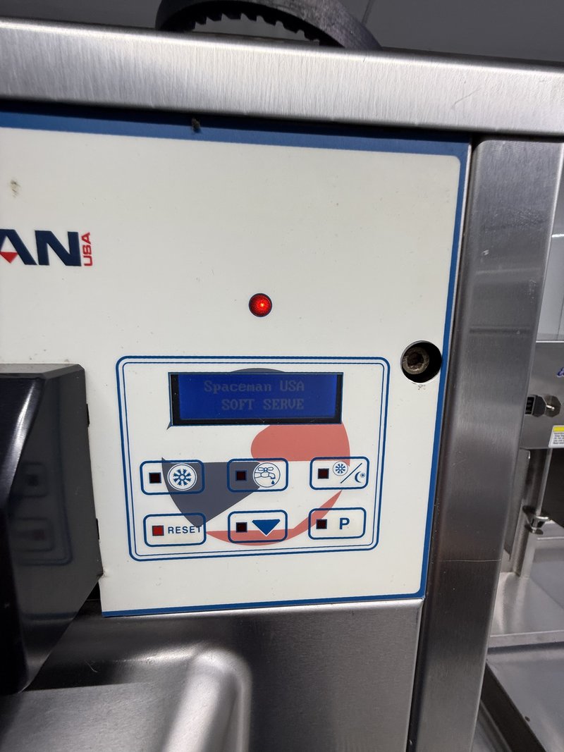 Spaceman soft serve machine control panel